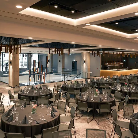 Q Wroclaw Bielany Hotel 4*