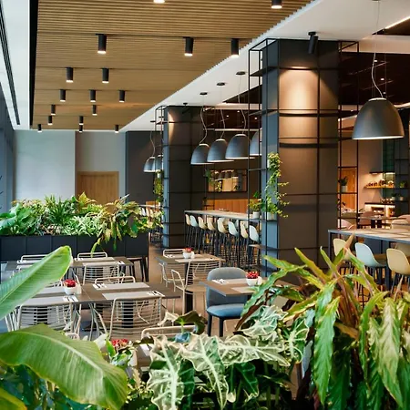 Q Wroclaw Bielany Hotell 4*