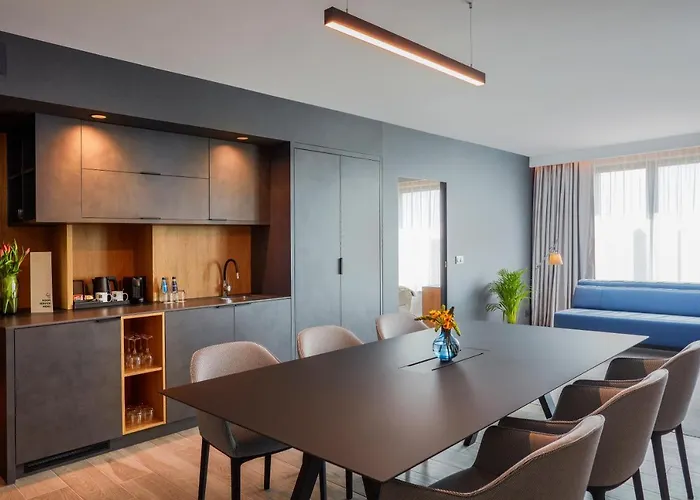 Отель Q Wroclaw Bielany 4*