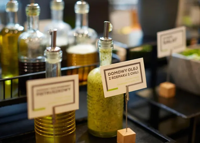 호텔 Q Wroclaw Bielany 4*